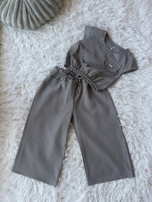 Grey set